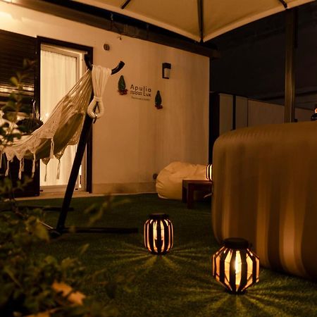 Apulialux Penthouse & Garden Con Spa In Centro Apartman Bari Kültér fotó